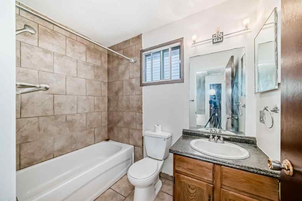 MLS® A2262711 - 279 Beddington Circle NE in Beddington Heights Calgary, Residential