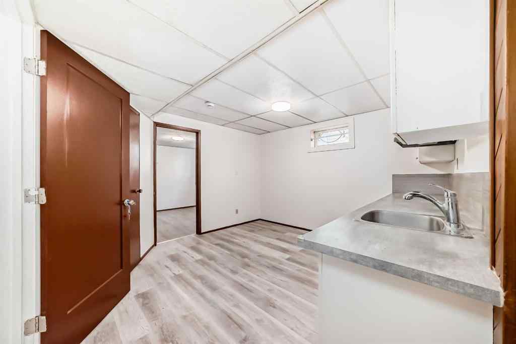 MLS® A2262711 - 279 Beddington Circle NE in Beddington Heights Calgary, Residential