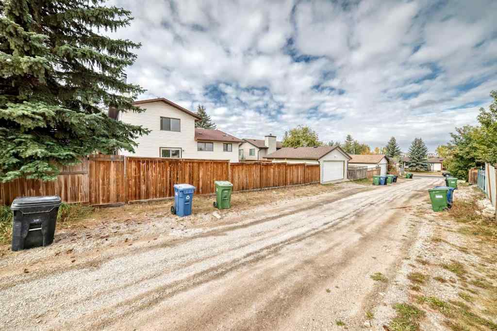 MLS® A2262711 - 279 Beddington Circle NE in Beddington Heights Calgary, Residential