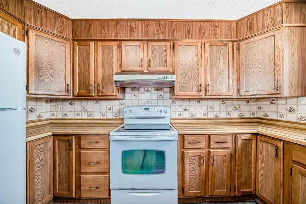 MLS® A2262711 - 279 Beddington Circle NE in Beddington Heights Calgary, Residential