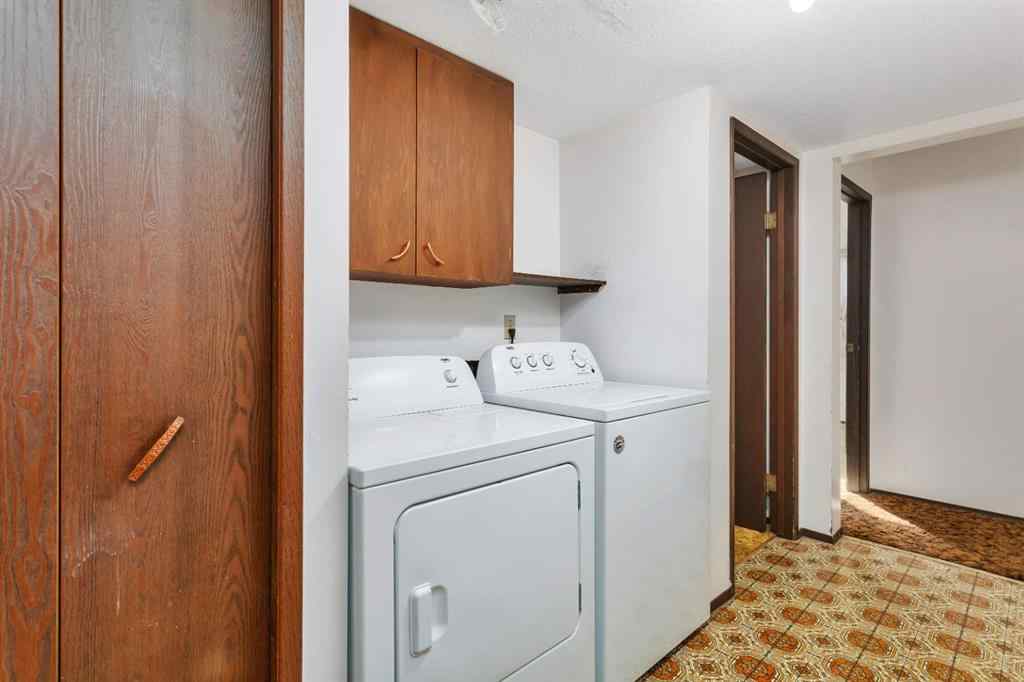 MLS® A2262714 - 5628 55 Avenue  in NONE Rocky Mountain House, Residential