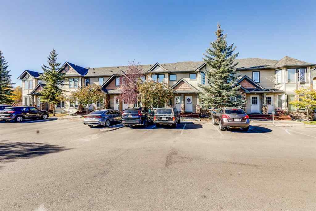 MLS® A2262719 - Unit #306 2445 Kingsland Road SE in Kings Heights Airdrie, Residential