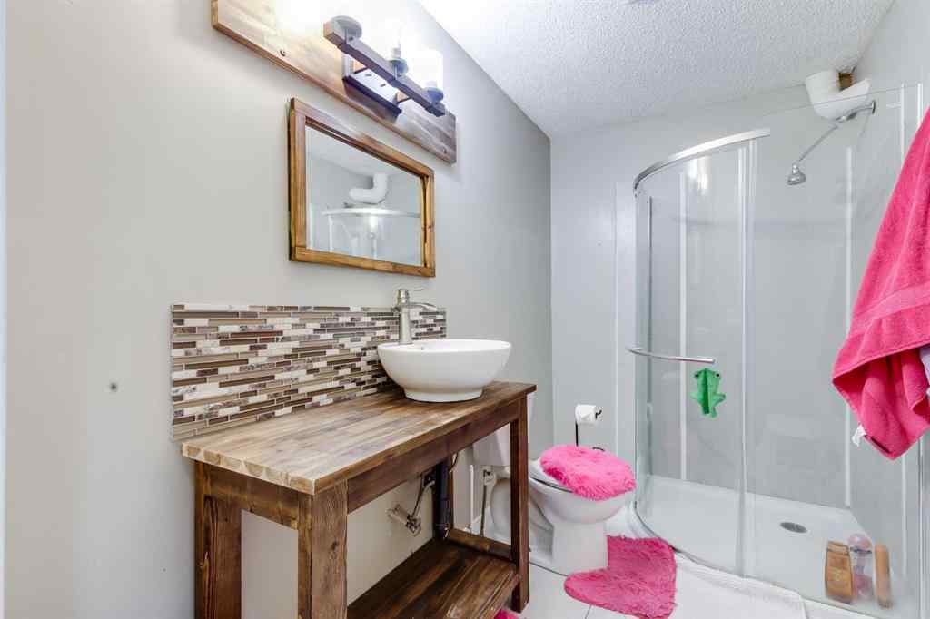 MLS® A2262719 - Unit #306 2445 Kingsland Road SE in Kings Heights Airdrie, Residential