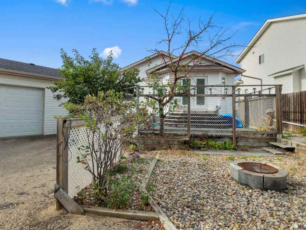 MLS® A2262728 - 67 Plumtree Crescent  in Panorama Estates Blackfalds, Residential