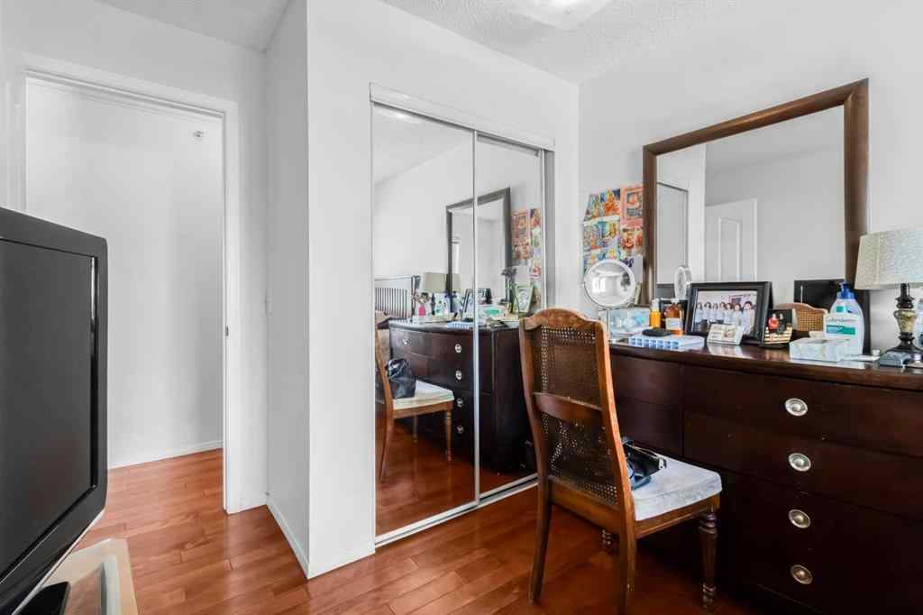 MLS® A2262736 - Unit ##308 3308 Valleyview Park SE in Dover Calgary, Residential