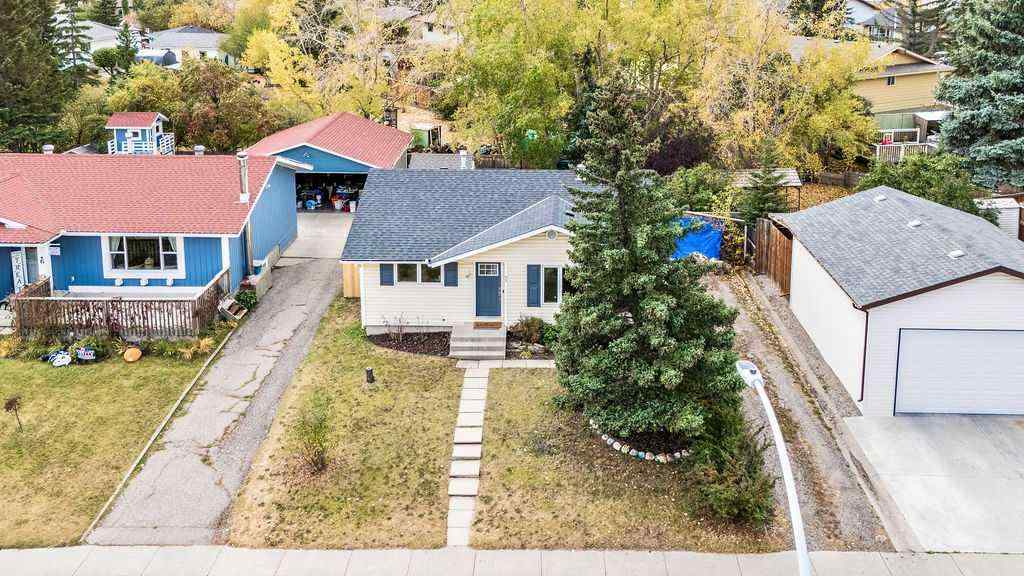 MLS® A2262737 - 47 Glendale Way  in Glenbow Cochrane, Residential