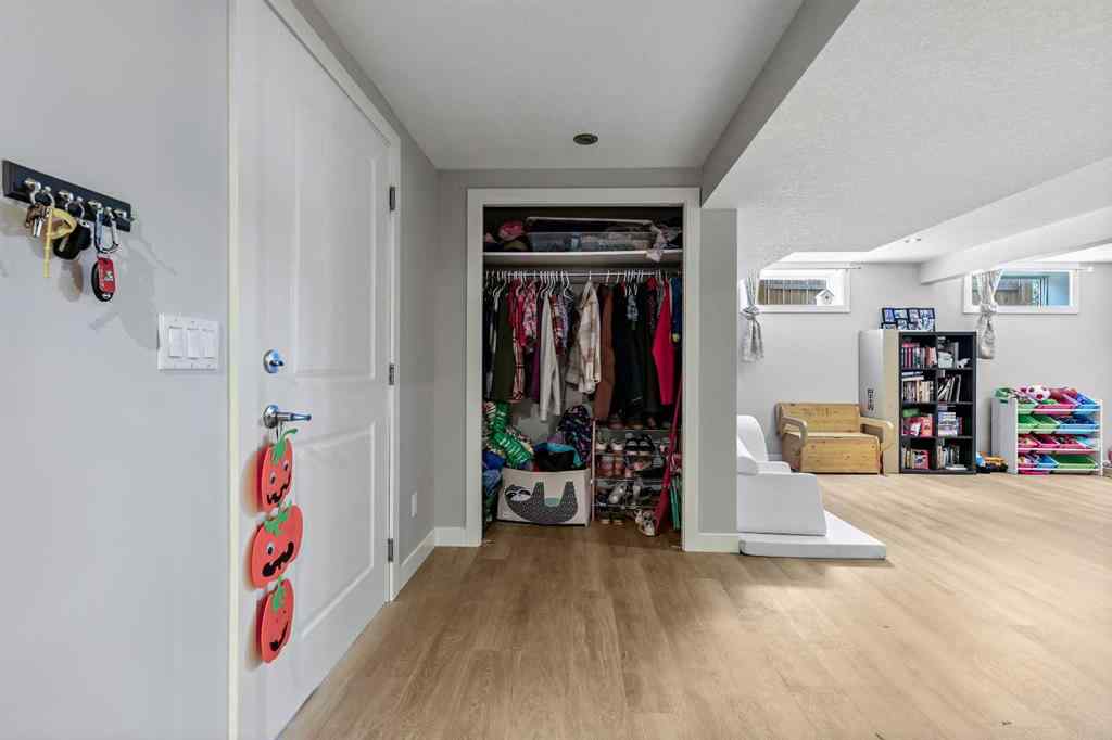 MLS® A2262740 - 2003 117 Avenue SW in Woodlands Calgary, Residential