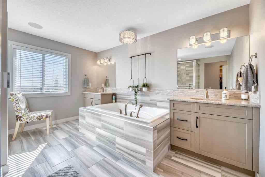 MLS® A2262761 - 21 Ranchers Crescent  in Air Ranch Okotoks, Residential