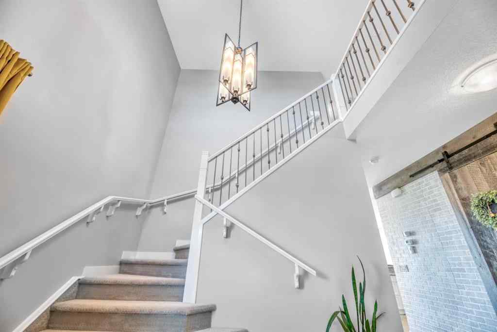 MLS® A2262761 - 21 Ranchers Crescent  in Air Ranch Okotoks, Residential