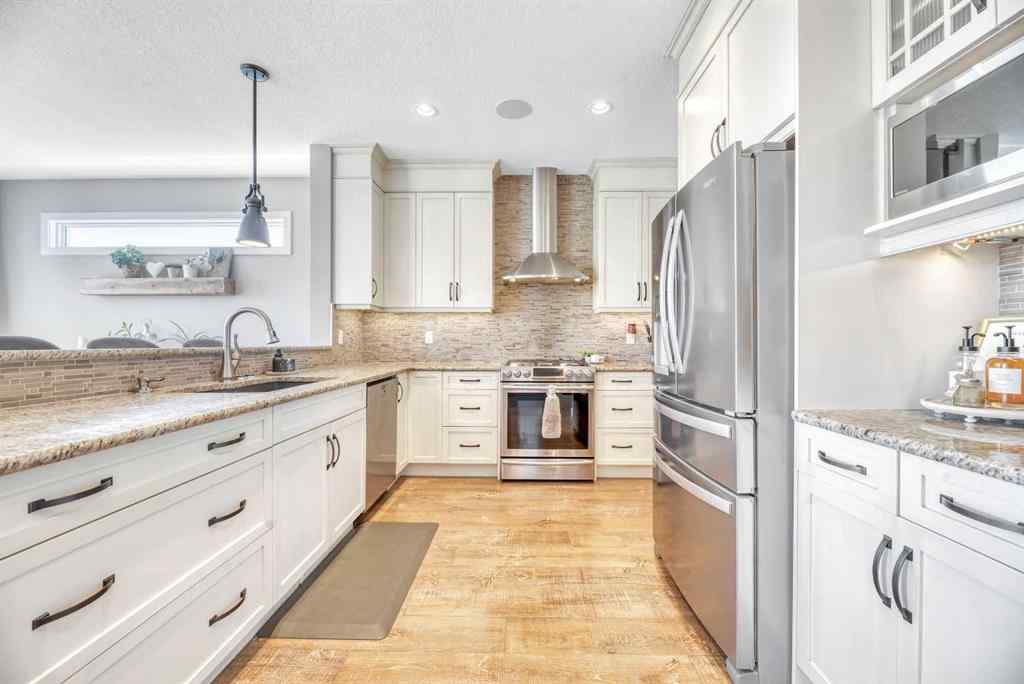 MLS® A2262761 - 21 Ranchers Crescent  in Air Ranch Okotoks, Residential