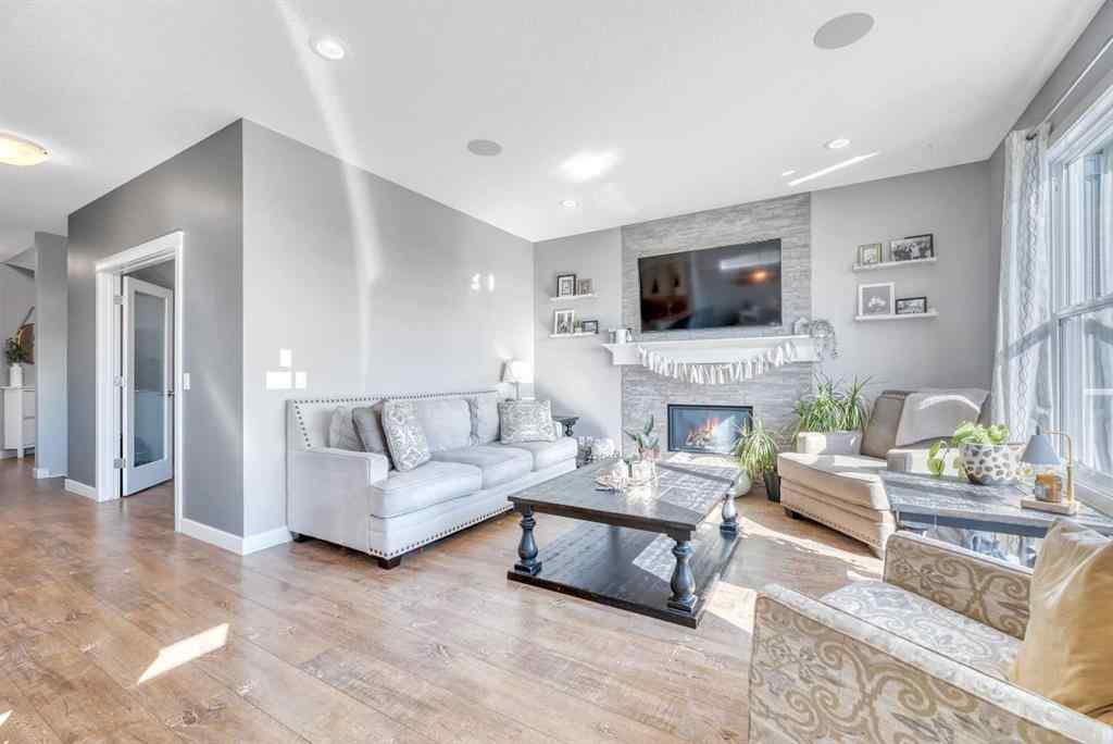 MLS® A2262761 - 21 Ranchers Crescent  in Air Ranch Okotoks, Residential