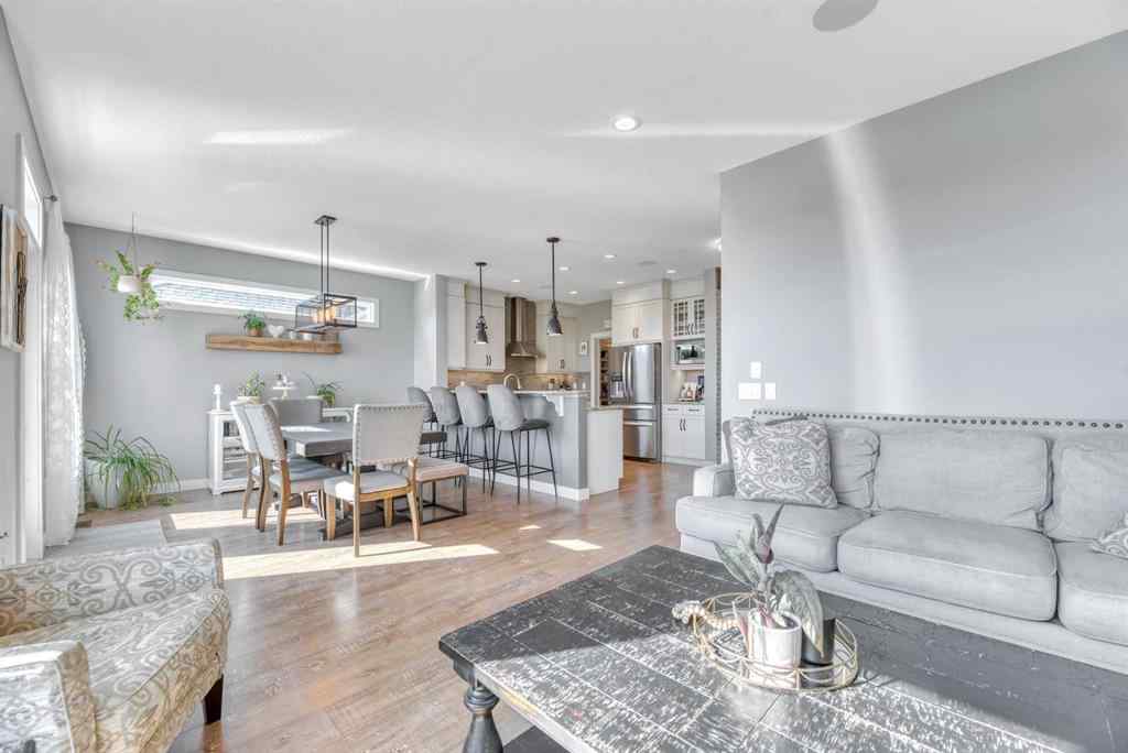 MLS® A2262761 - 21 Ranchers Crescent  in Air Ranch Okotoks, Residential