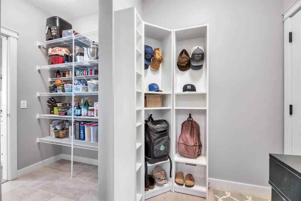 MLS® A2262761 - 21 Ranchers Crescent  in Air Ranch Okotoks, Residential