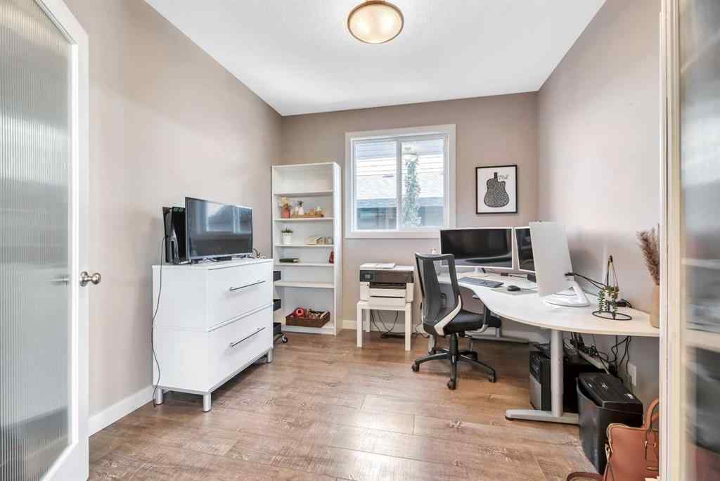 MLS® A2262761 - 21 Ranchers Crescent  in Air Ranch Okotoks, Residential