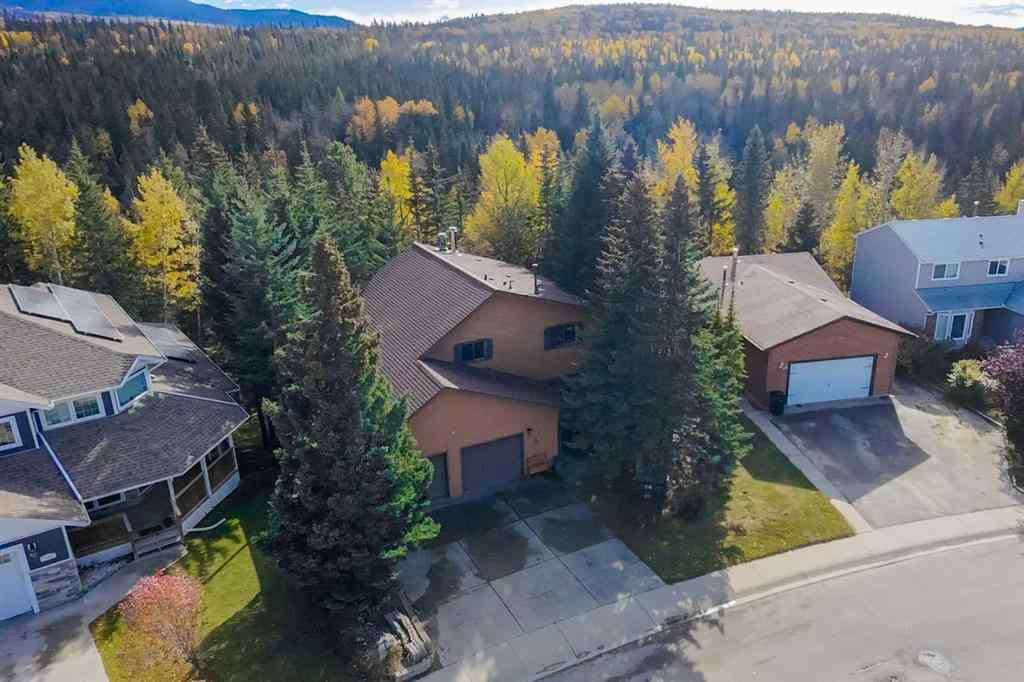 MLS® A2262770 - 320 Collinge Road  in Hillcrest Hinton, Residential