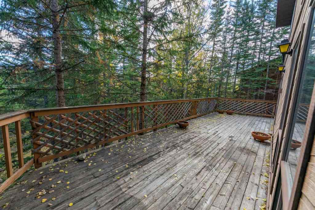 MLS® A2262770 - 320 Collinge Road  in Hillcrest Hinton, Residential