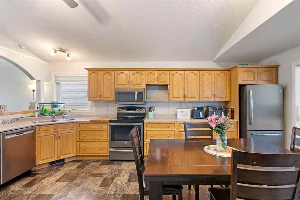 MLS® A2262771 - 4000 67 Avenue  in West Lloydminster Lloydminster, Residential