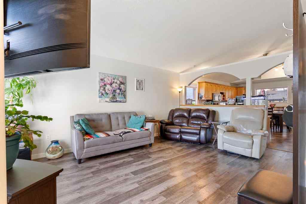 MLS® A2262771 - 4000 67 Avenue  in West Lloydminster Lloydminster, Residential