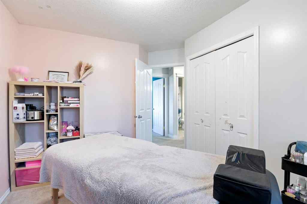 MLS® A2262771 - 4000 67 Avenue  in West Lloydminster Lloydminster, Residential
