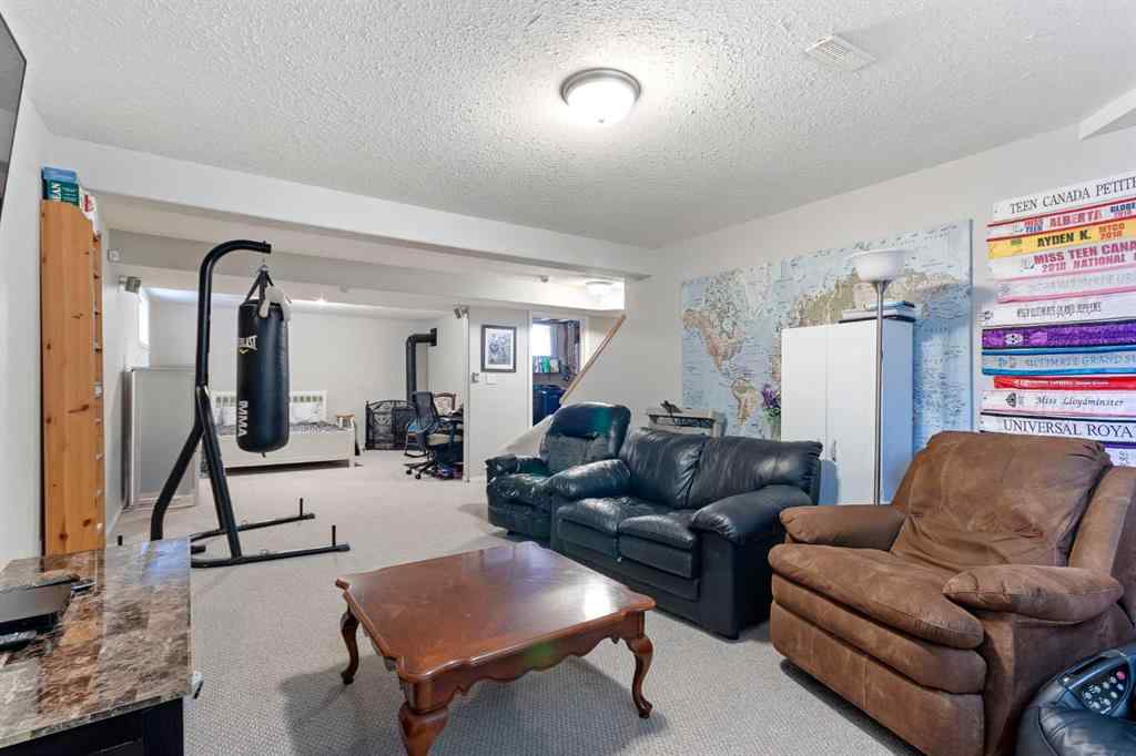 MLS® A2262771 - 4000 67 Avenue  in West Lloydminster Lloydminster, Residential