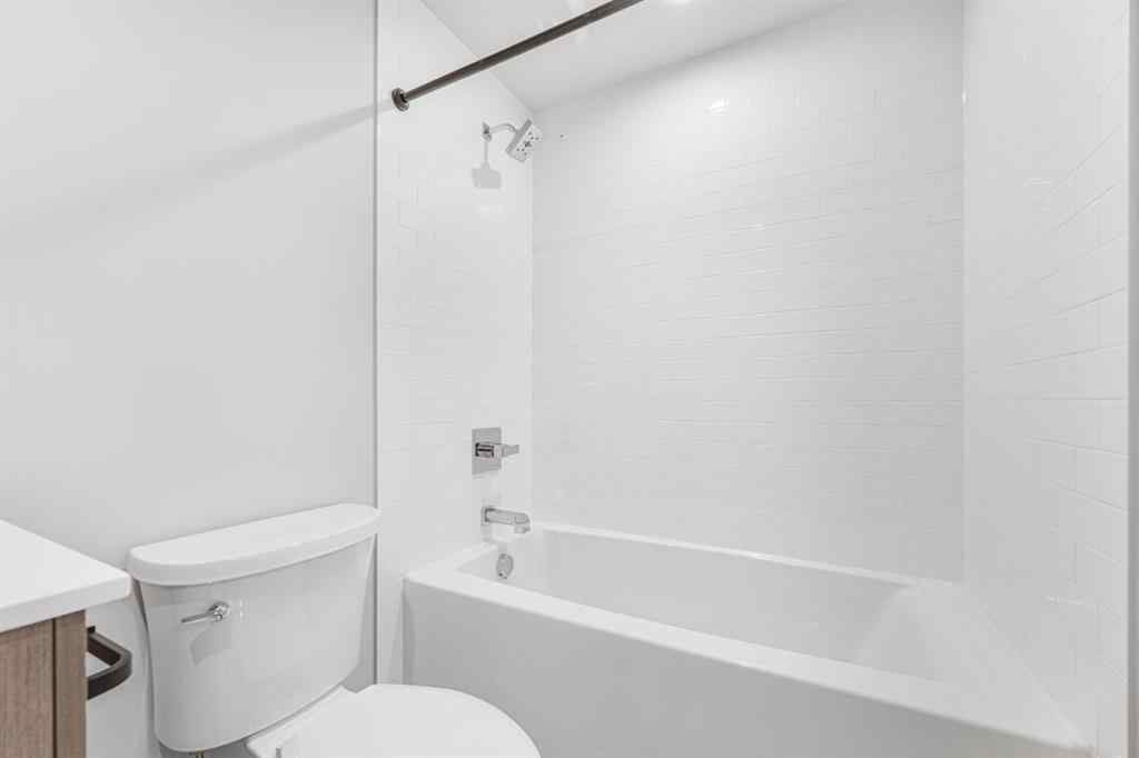 MLS® A2262776 - Unit #647 110 18A Street NW in West Hillhurst Calgary, Residential