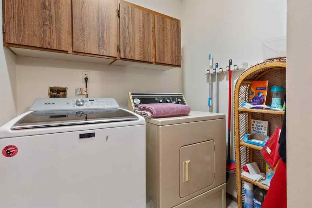 MLS® A2262782 - 5618 47 Avenue  in Forestburg Forestburg, Residential