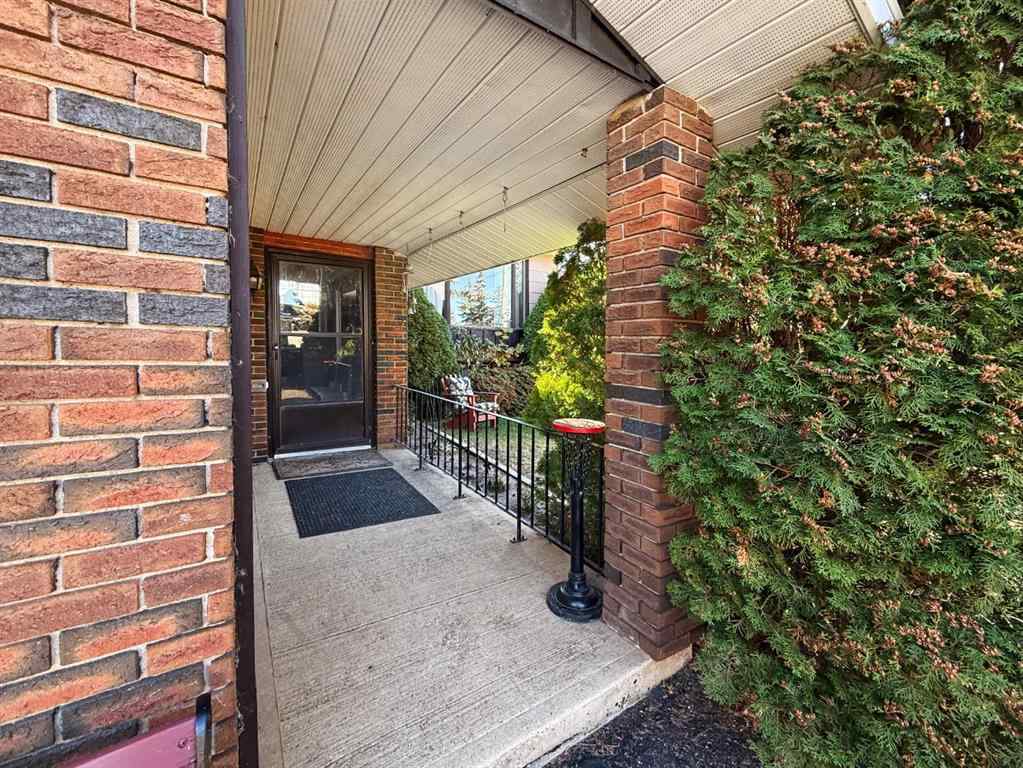 MLS® A2262782 - 5618 47 Avenue  in Forestburg Forestburg, Residential