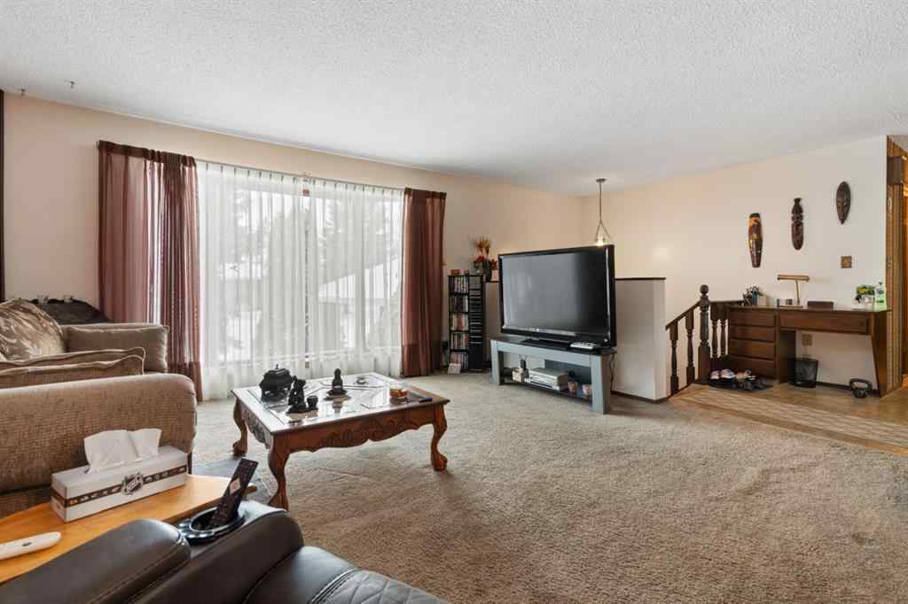 MLS® A2262782 - 5618 47 Avenue  in Forestburg Forestburg, Residential