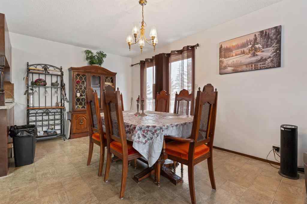 MLS® A2262782 - 5618 47 Avenue  in Forestburg Forestburg, Residential