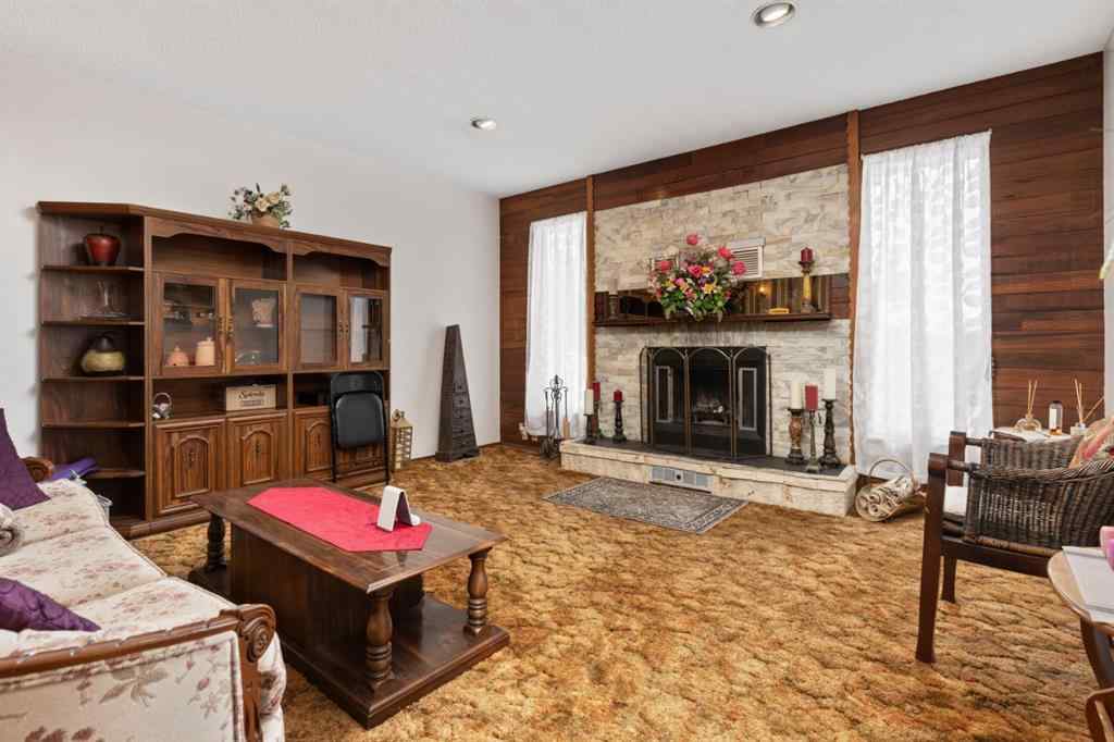 MLS® A2262782 - 5618 47 Avenue  in Forestburg Forestburg, Residential