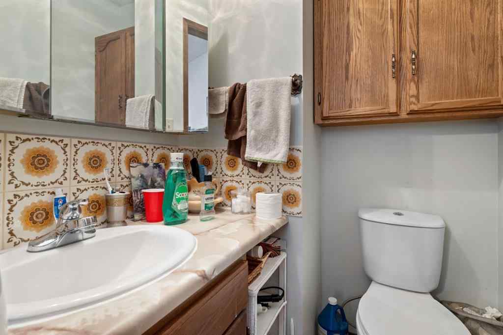 MLS® A2262782 - 5618 47 Avenue  in Forestburg Forestburg, Residential