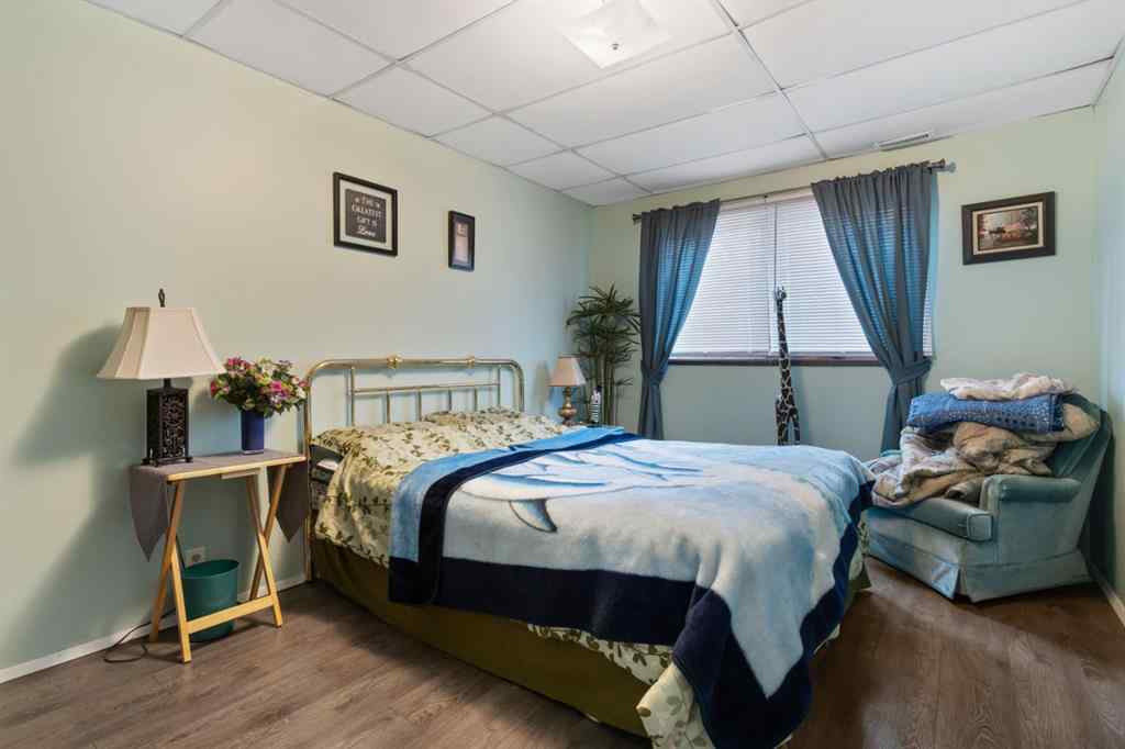 MLS® A2262782 - 5618 47 Avenue  in Forestburg Forestburg, Residential