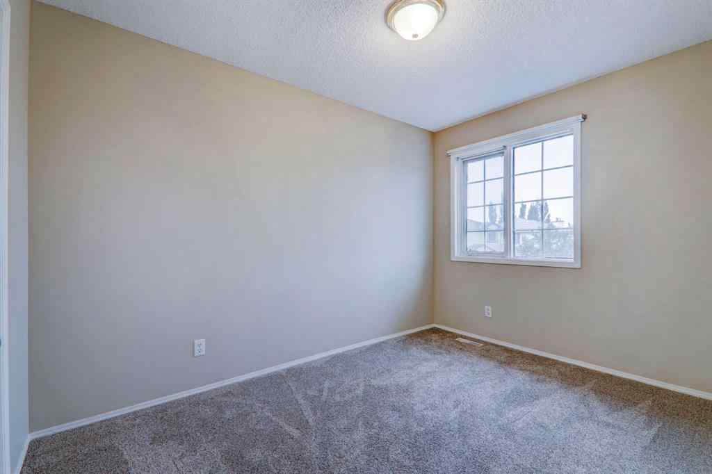MLS® A2262784 - 435 Douglas Ridge Mews SE in Douglasdale/Glen Calgary, Residential