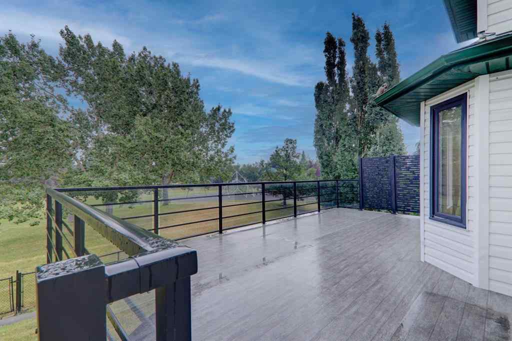 MLS® A2262784 - 435 Douglas Ridge Mews SE in Douglasdale/Glen Calgary, Residential