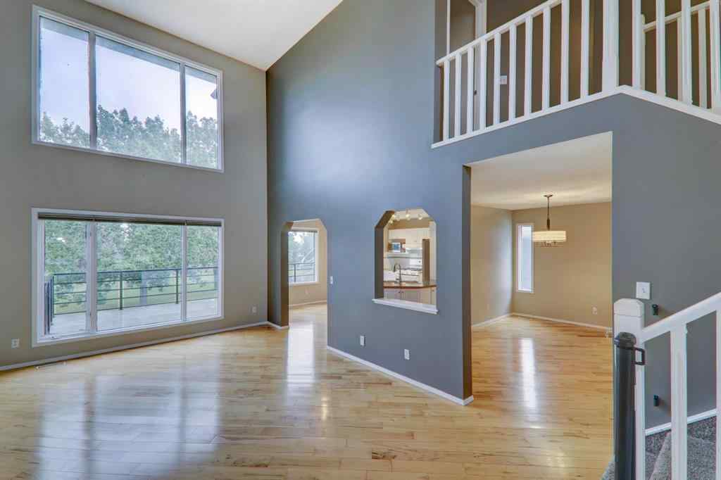 MLS® A2262784 - 435 Douglas Ridge Mews SE in Douglasdale/Glen Calgary, Residential