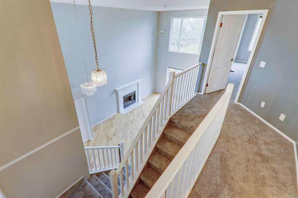 MLS® A2262784 - 435 Douglas Ridge Mews SE in Douglasdale/Glen Calgary, Residential