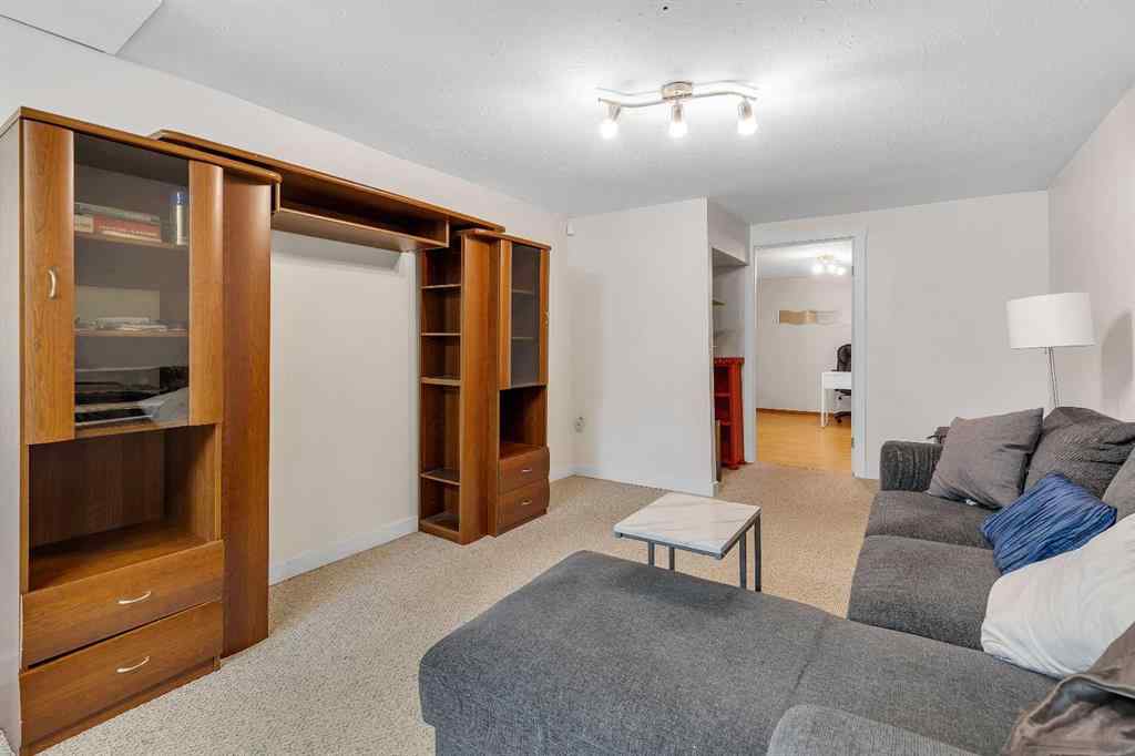 MLS® A2262788 - 440 Foritana Road SE in Forest Heights Calgary, Residential