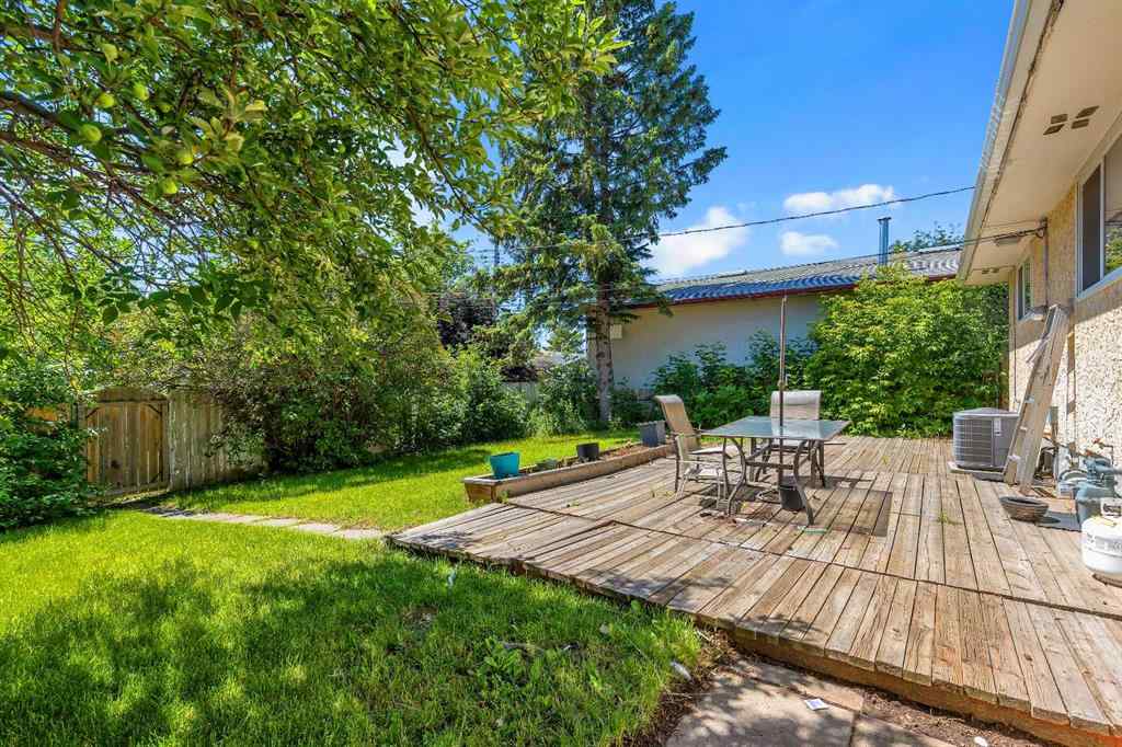 MLS® A2262788 - 440 Foritana Road SE in Forest Heights Calgary, Residential