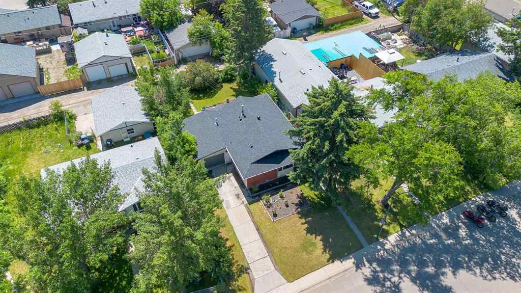 MLS® A2262788 - 440 Foritana Road SE in Forest Heights Calgary, Residential