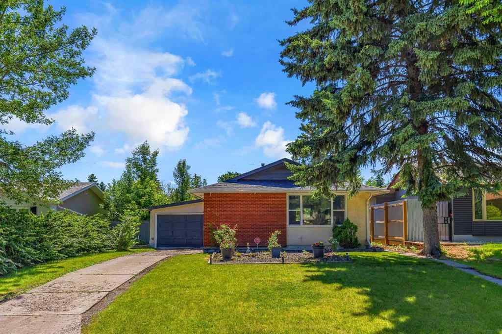 MLS® A2262788 - 440 Foritana Road SE in Forest Heights Calgary, Residential