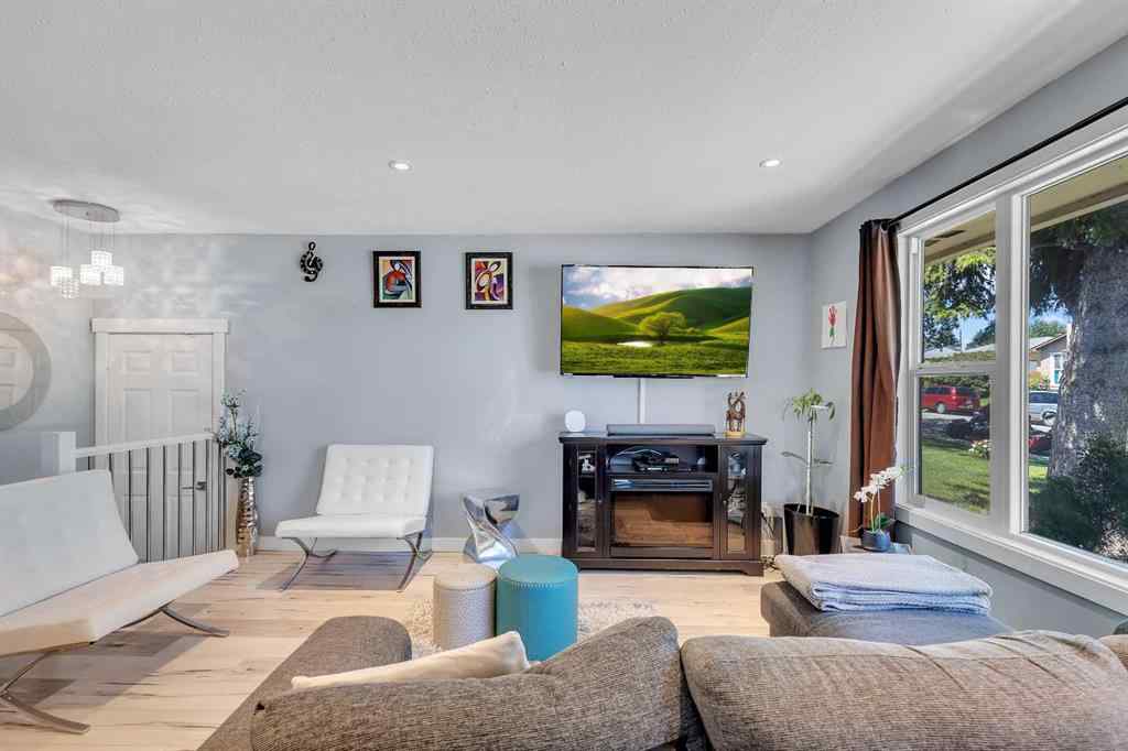 MLS® A2262788 - 440 Foritana Road SE in Forest Heights Calgary, Residential