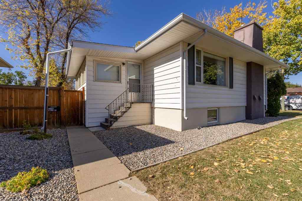 MLS® A2262789 - 2518 5 Avenue S in Glendale Lethbridge, Residential