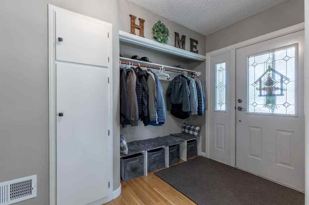 MLS® A2262789 - 2518 5 Avenue S in Glendale Lethbridge, Residential