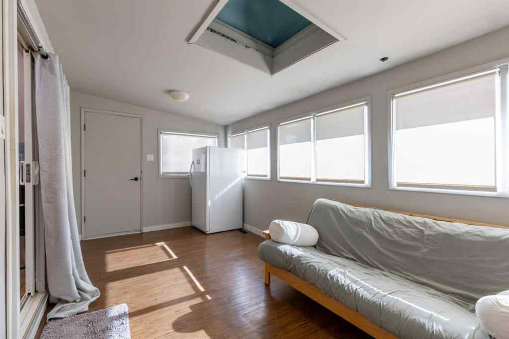 MLS® A2262789 - 2518 5 Avenue S in Glendale Lethbridge, Residential