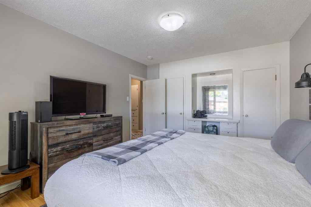 MLS® A2262789 - 2518 5 Avenue S in Glendale Lethbridge, Residential