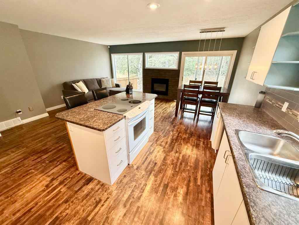 MLS® A2262794 - Unit ##10 465 MAKENNY Street  in Thompson Lake Hinton, Residential