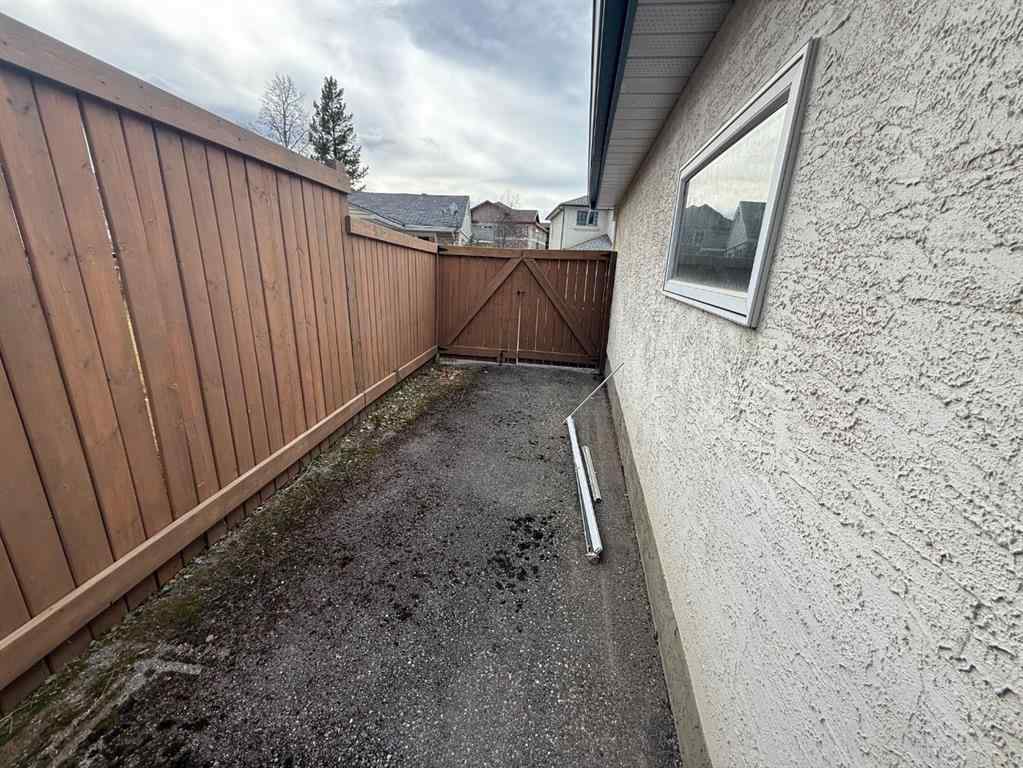 MLS® A2262794 - Unit ##10 465 MAKENNY Street  in Thompson Lake Hinton, Residential