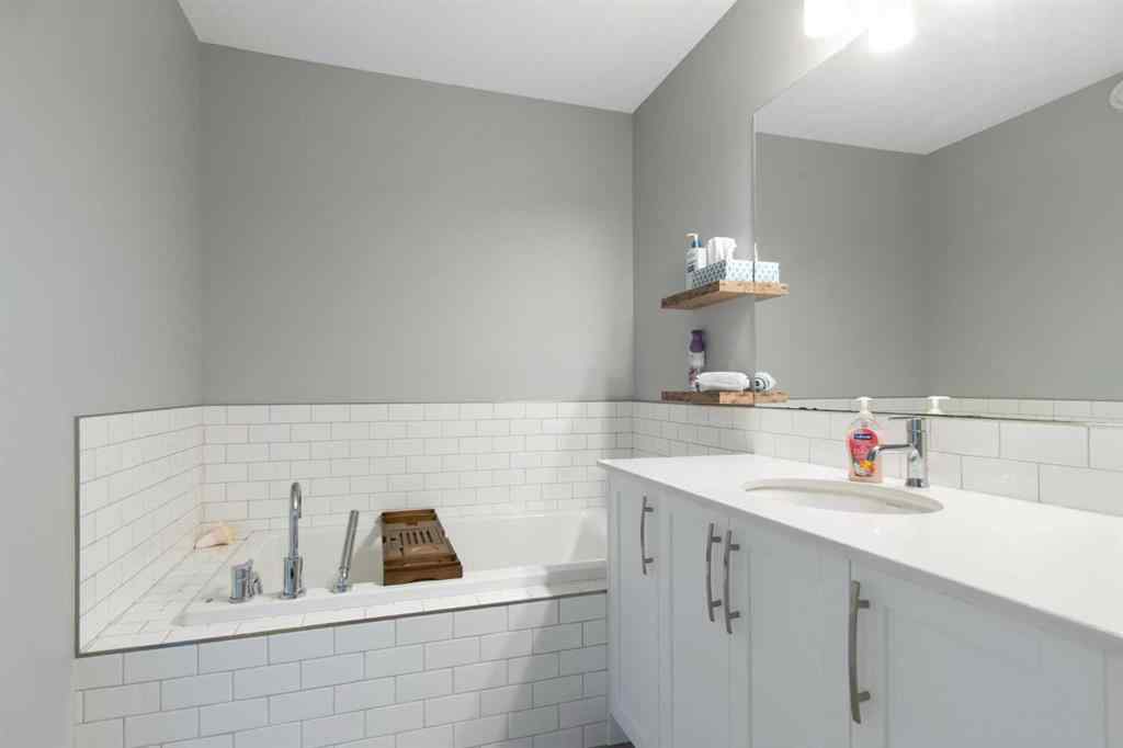 MLS® A2262795 - 185 Dawson Drive  in Dawson\'s Landing Chestermere, Residential