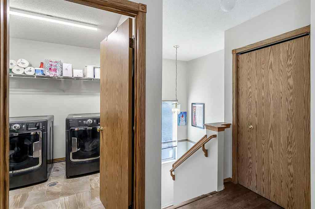 MLS® A2262798 - 256 Fresno Place NE in Monterey Park Calgary, Residential