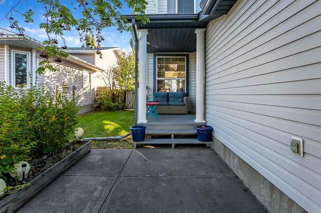 MLS® A2262798 - 256 Fresno Place NE in Monterey Park Calgary, Residential